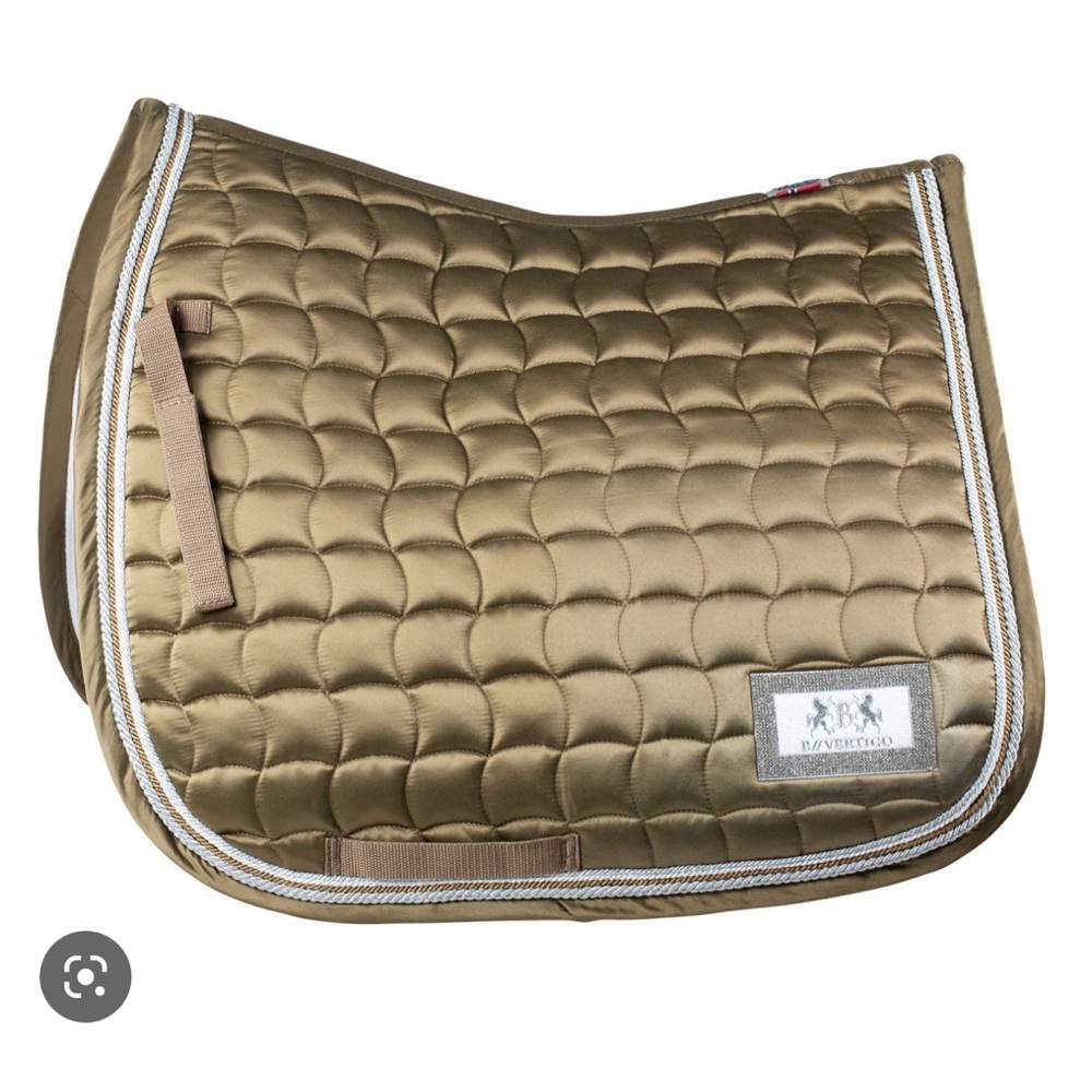 B VERTIGO Dressage Saddle Pad NWT